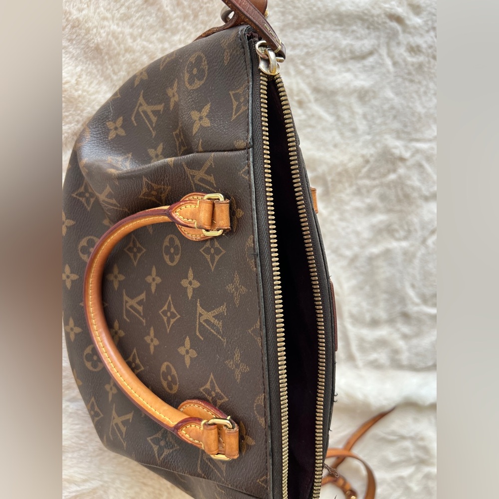 Louis Vuitton Turenne PM Monogram Women’s Bag - Picture 13 of 15